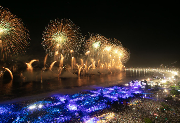 Confira como foi o Réveillon 2026 em cada palco